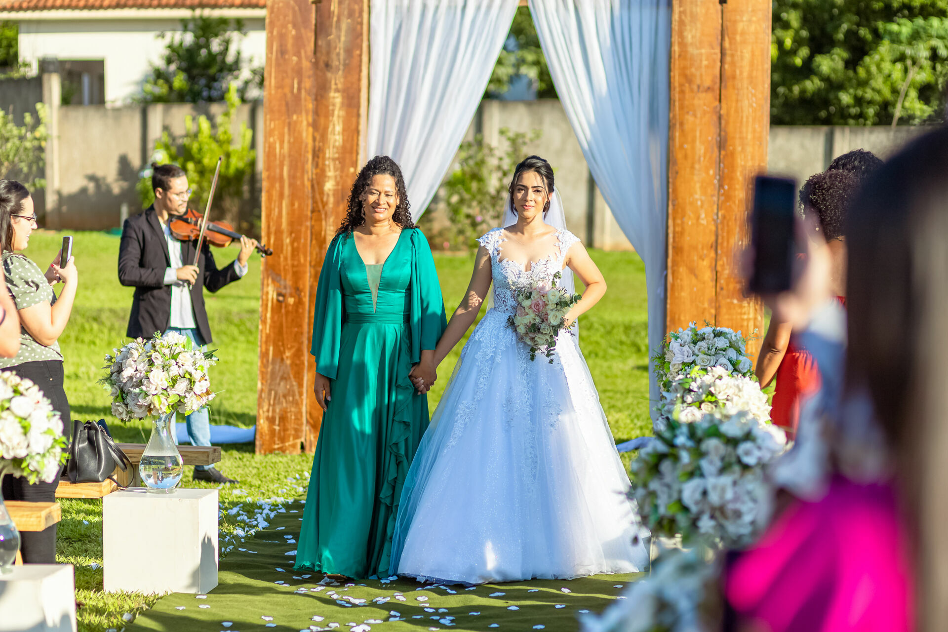 Foto Casamento campestre no Espaço Gabana em São José do Rio Preto - Giovana e Chrystian Foto Casamento campestre no Espaço Gabana em São José do Rio Preto - Giovana e Chrystian - Imagem 17