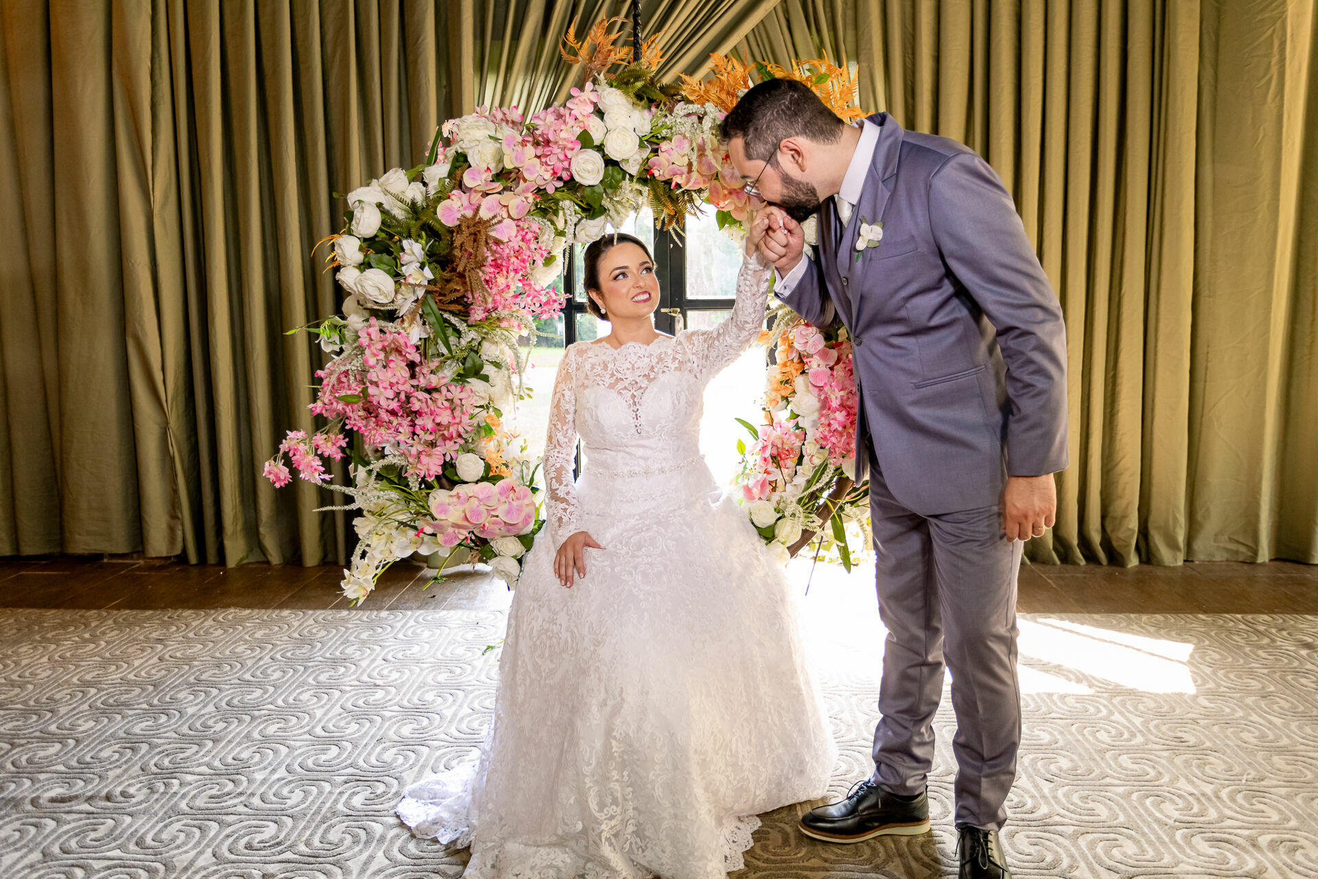 Foto Casamento Religioso Denise e Daniel Igreja Matriz de São João Batista e Villa Romeu em José Bonifácio Foto Casamento Religioso Denise e Daniel Igreja Matriz de São João Batista e Villa Romeu em José Bonifácio - Imagem 30